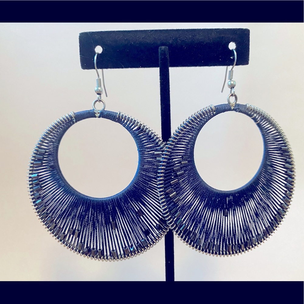 3/$10 MIX AND MATCH JEWELRY BUNDLE NAVY THREADED AND BEADED EARRINGS